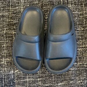 Zara Kids Black Slide Sandals